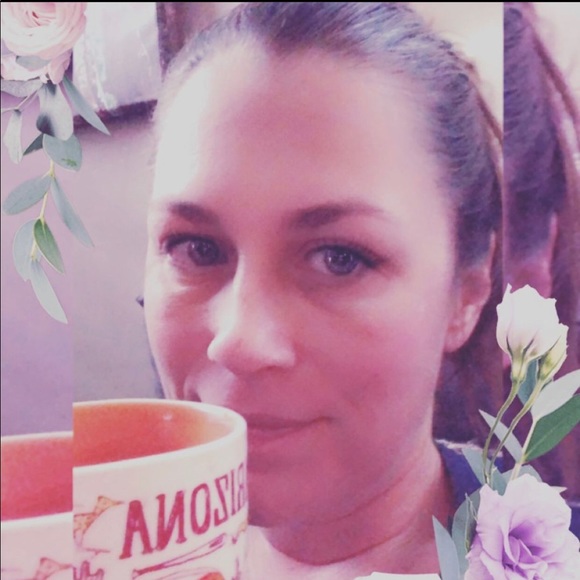 Hey There! Welcome! - Picture 4 of 4